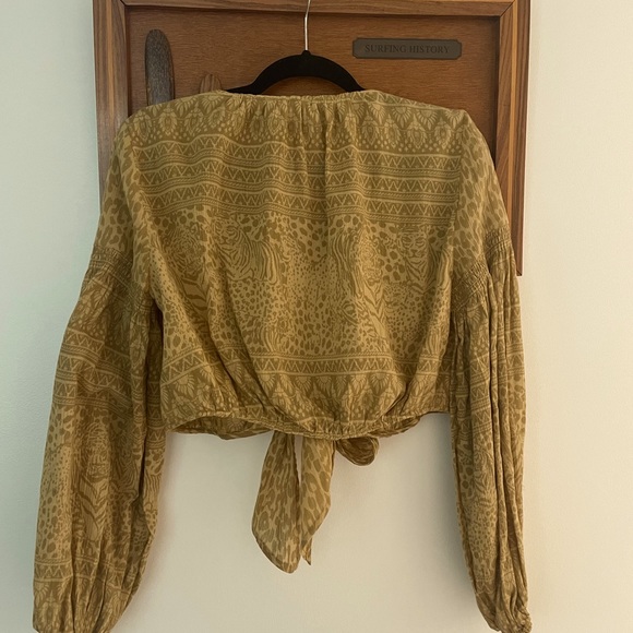 Spell & The Gypsy Wild Thing Top! - Picture 7 of 9